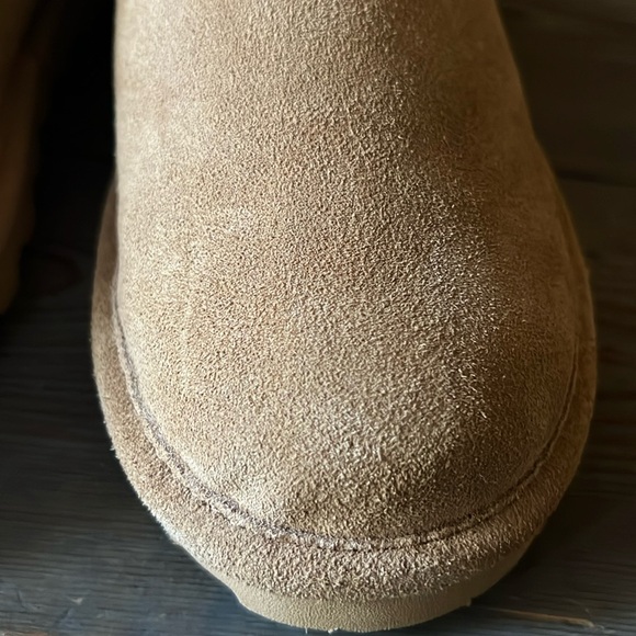 Brand new, woman’s low bear paws. Size 5❤️ - Picture 5 of 9